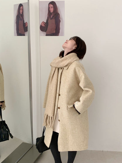 // 經典翻領口袋中長100%羊毛手工雙面外套(連頸巾)￼