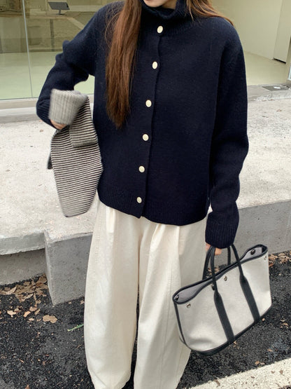 // 直坑紋立領排扣軟糯CD