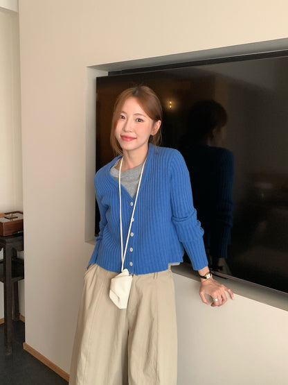 // 復古色調背後手織標直坑紋CD