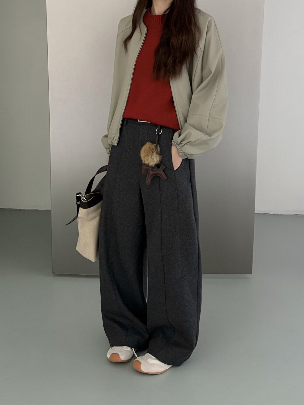 // 50%wool微寬鬆加絨彎刀褲