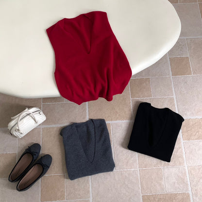 // 無縫一體疊穿必入深v 100%羊毛背心