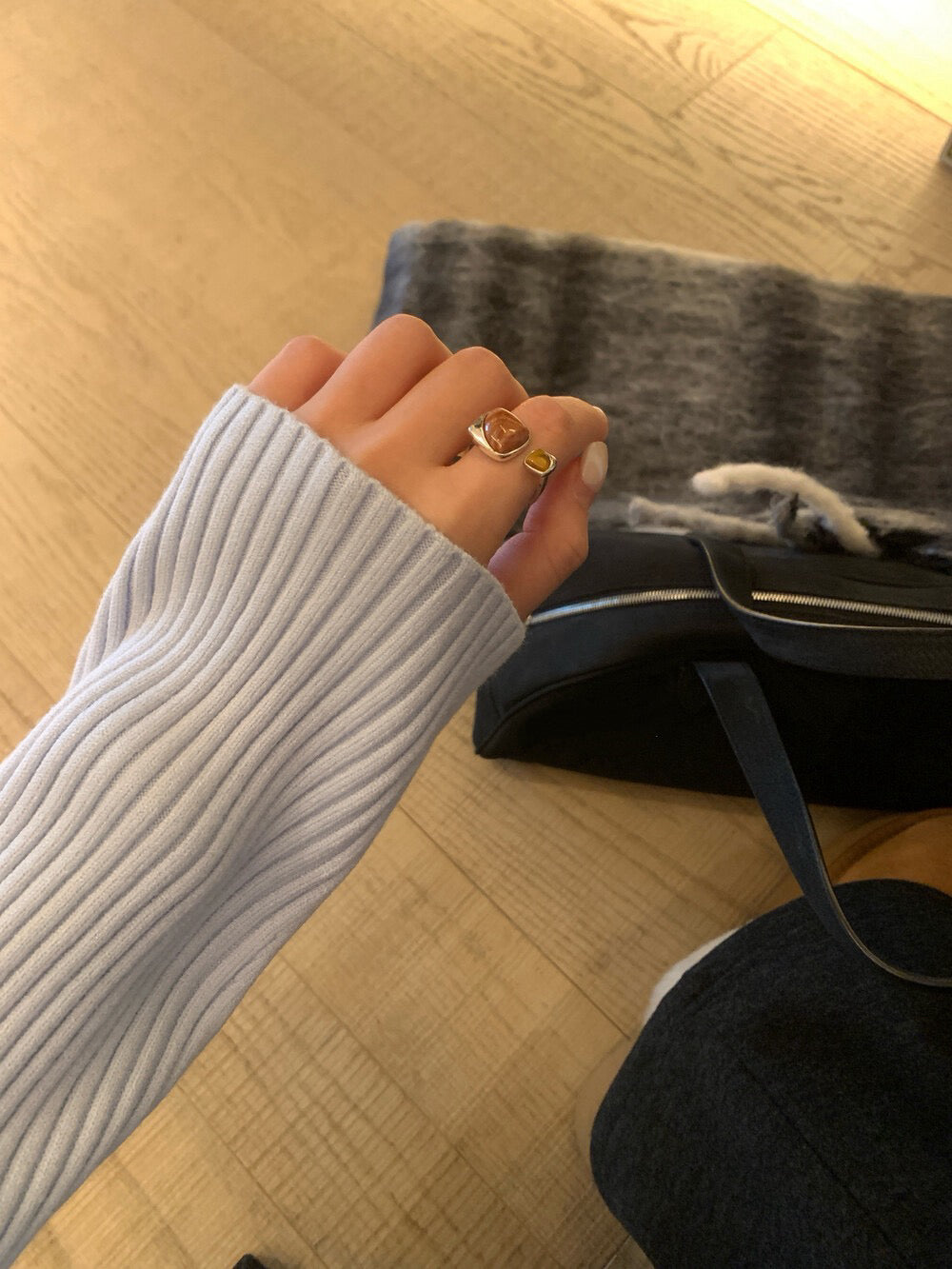 // 超美22色直坑紋不挑身型半領NT