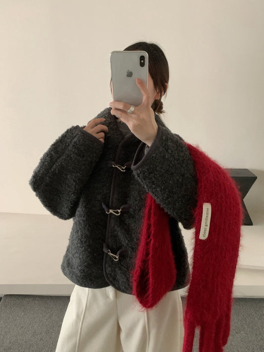 //65%羊毛特別鈕扣羊羔毛連帽外套