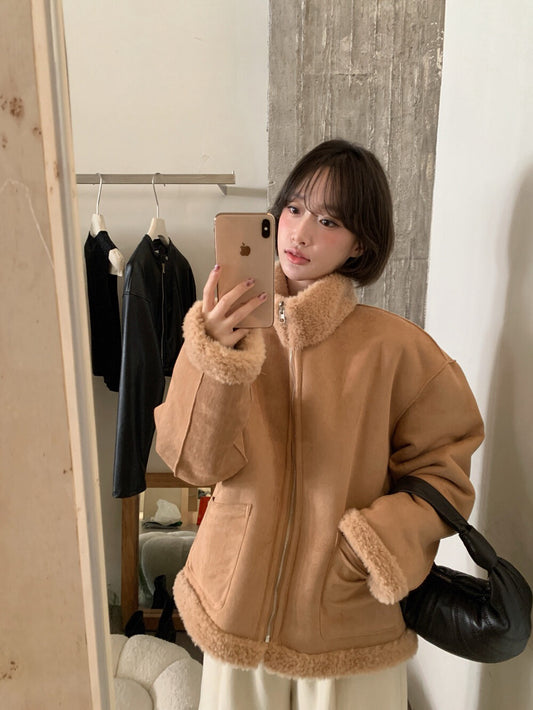 // 皮毛一體毛毛邊立領拉鍊外套
