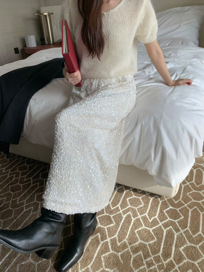 // 年尾party必備閃片後開叉中裙