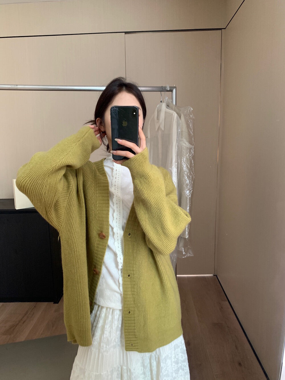 // 慵懶風V領寬鬆款CD