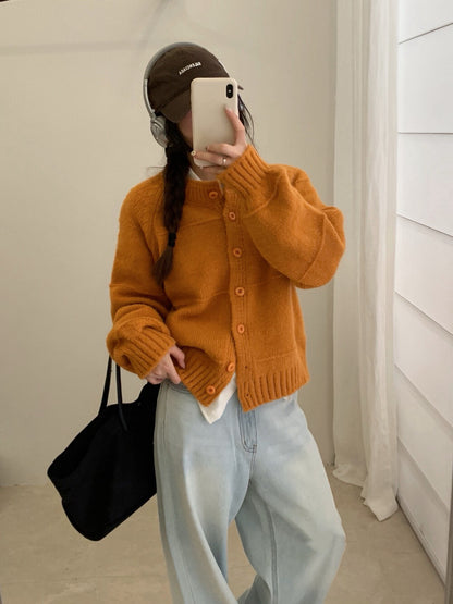 // 立體線條高飽和顏色織紋圓領CD