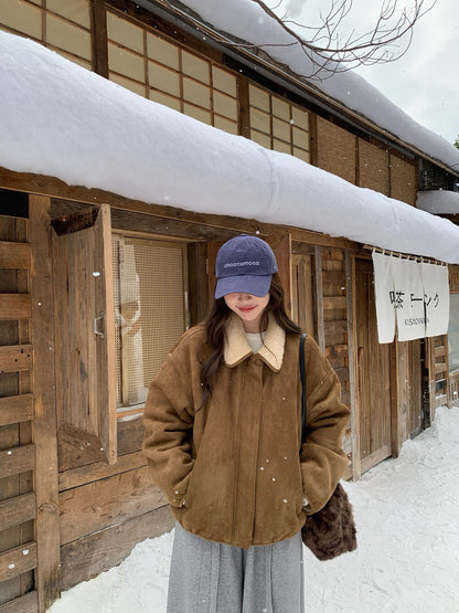 // 皮毛一體毛毛圓翻領麂皮外套