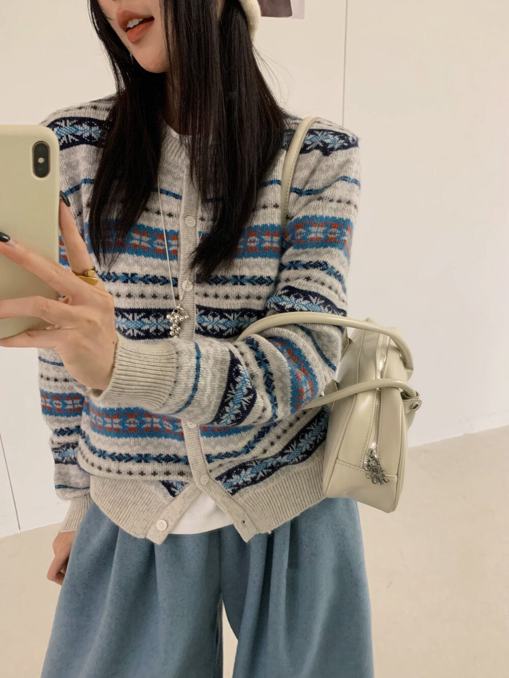 // 復古撞色民族patterns CD