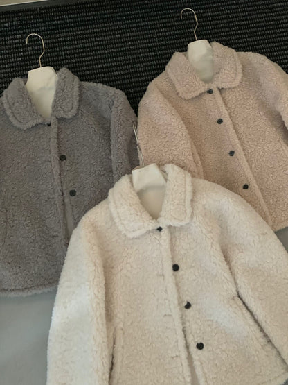 // 減齡款皮毛一體翻領毛毛外套