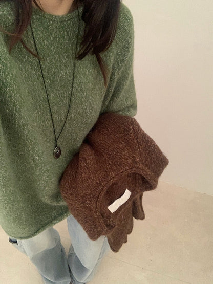 // 5%兔毛混針花線圓領卷邊毛衣