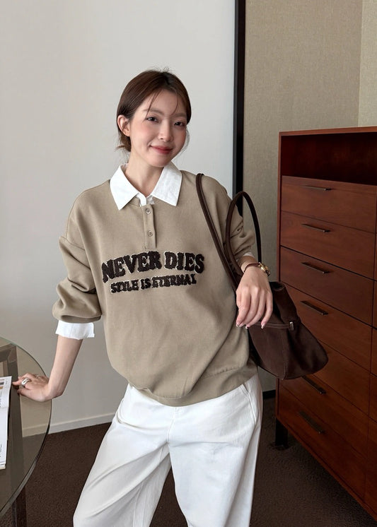 B186 / 假兩件拼接翻領字母刺繡寬鬆衛衣