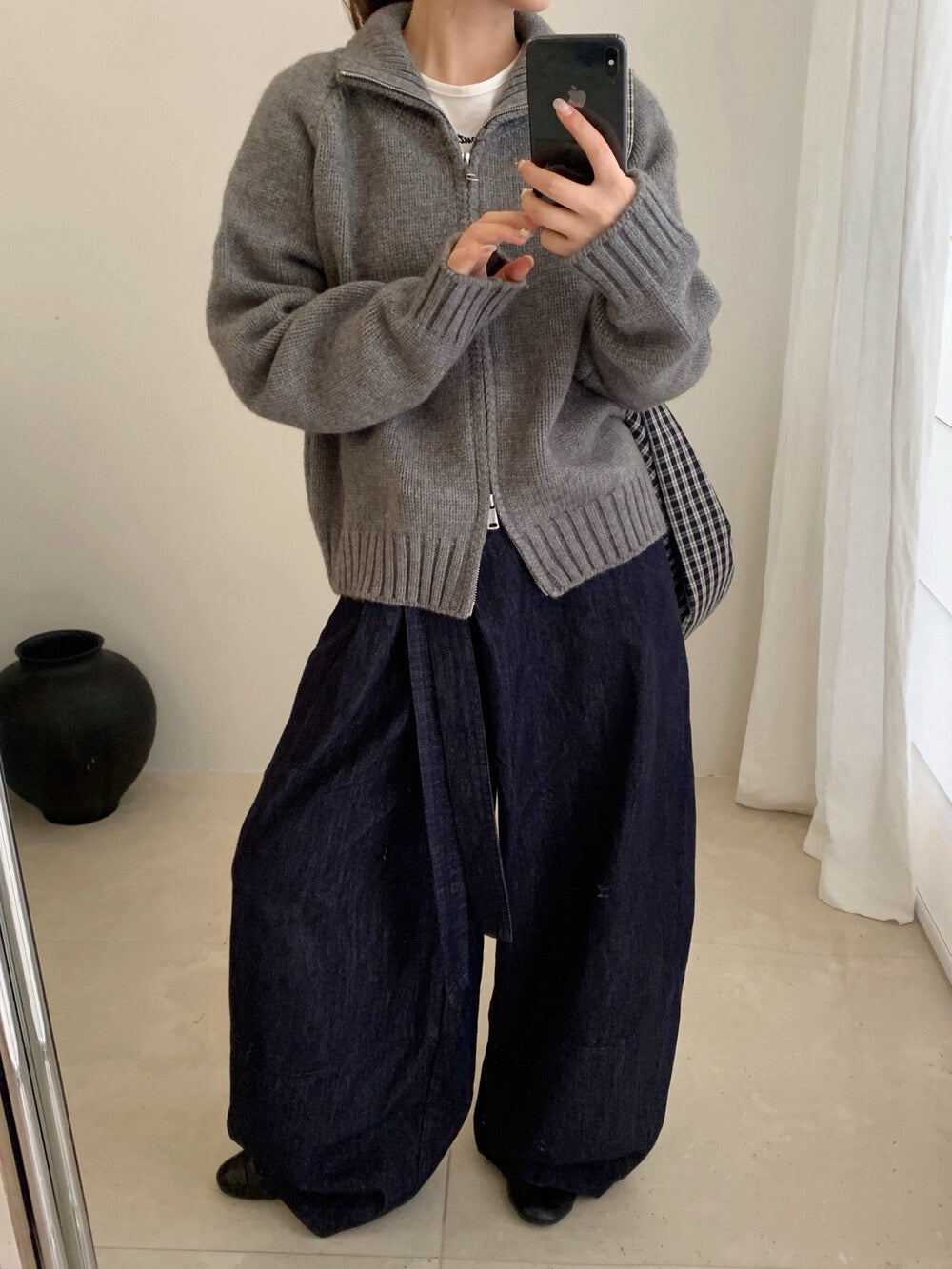 // 超韓直坑紋立領上下拉鍊CD