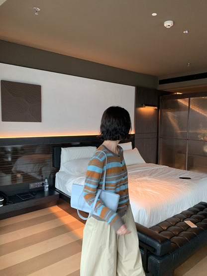 // 復古撞色間條9%羊毛CD