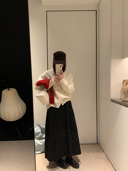 // 溫柔娃娃領包扣開胸NT