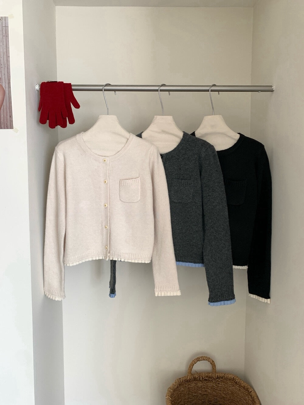 // 精緻鈕扣拼接百褶邊口袋軟糯CD