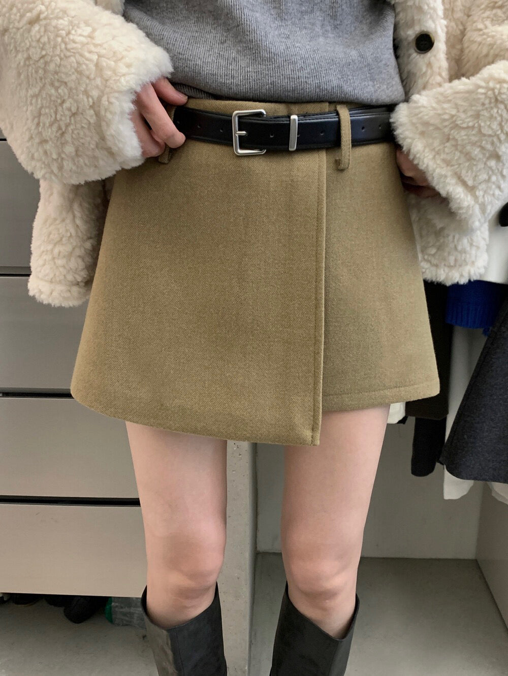 // 10%wool超拉長比例的連腰帶雙層毛呢短裙(內連內裡打底褲)