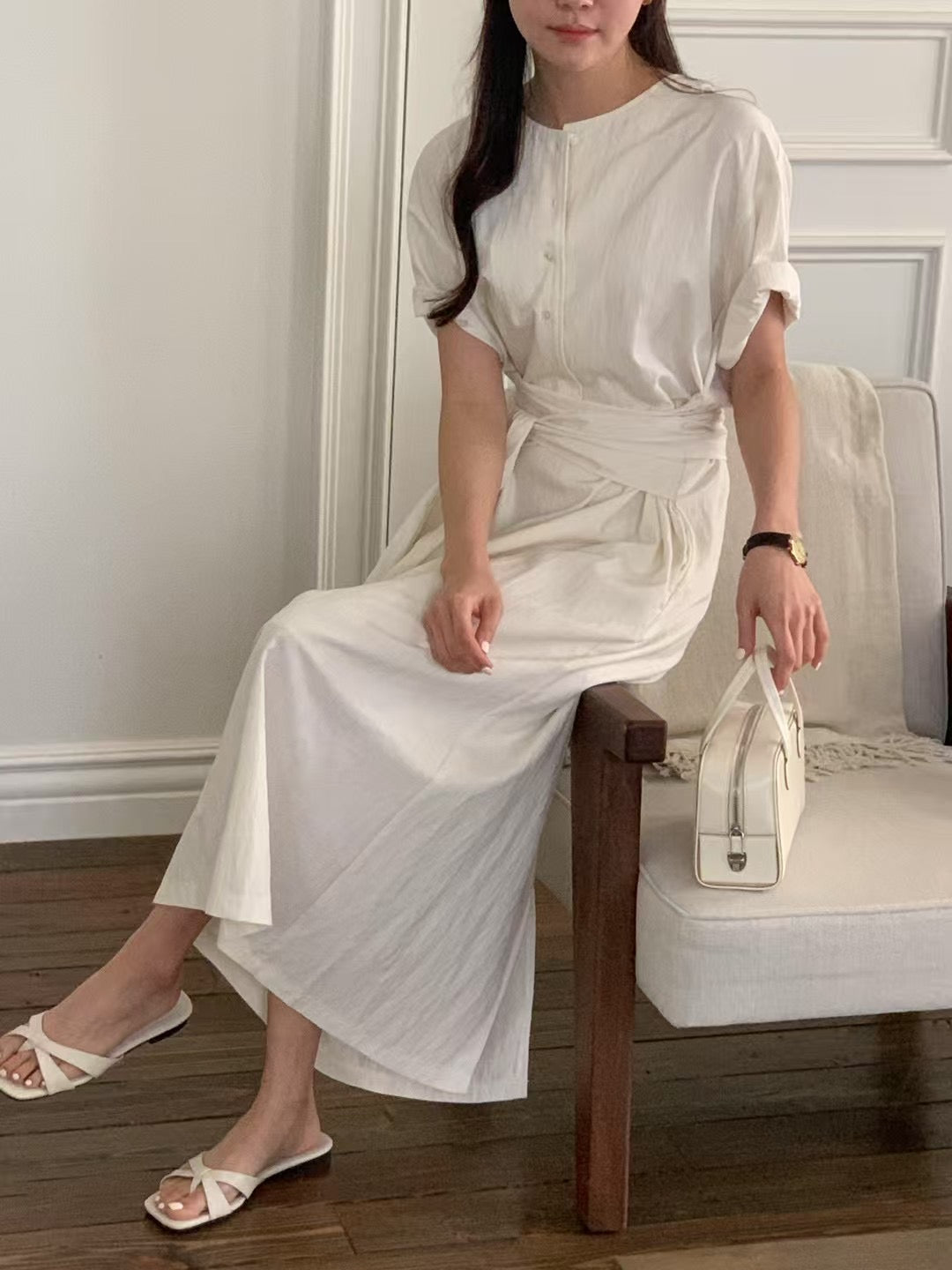 (現貨) 設計師款 // 綁帶腰半排扣短袖OPS