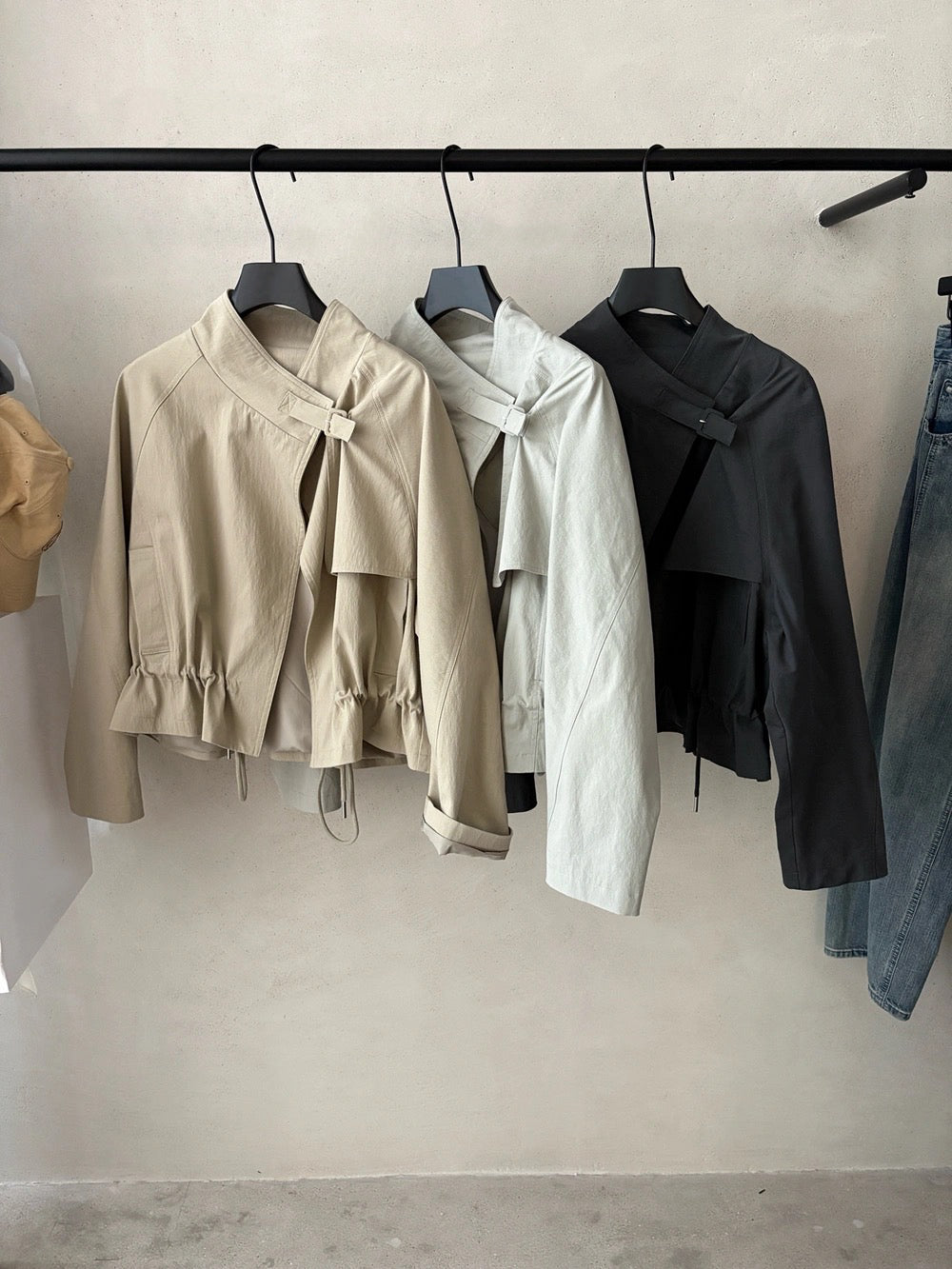 J07 / 立領廓型可束繩中短款trench coat