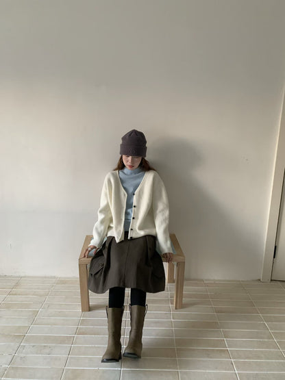 // 12色超美色系V領排扣羊絨紗CD