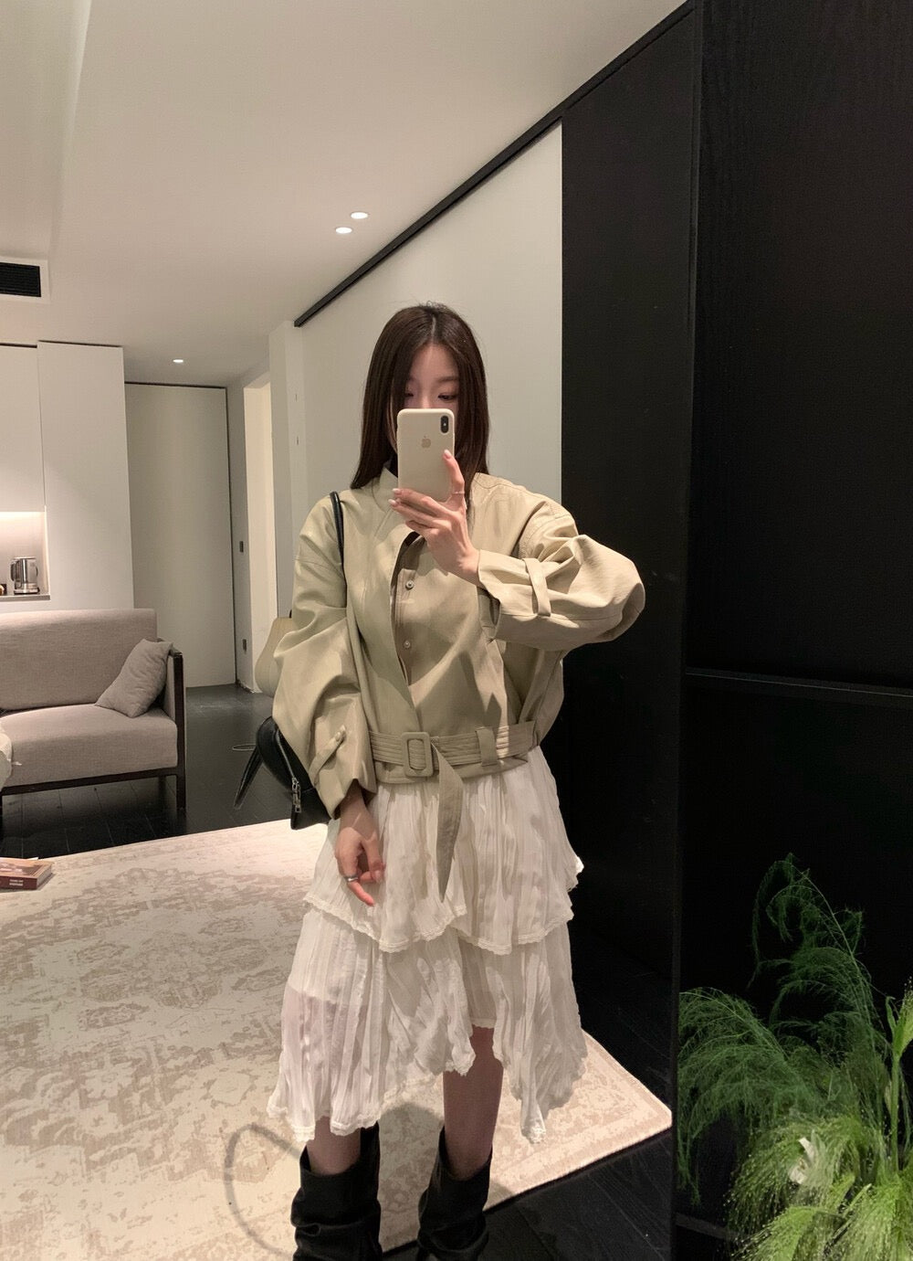 🫘 質感滿分衣擺腰帶立領彷皮外套