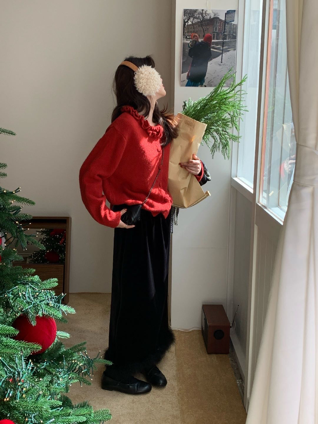 // 設計感花邊領口CD