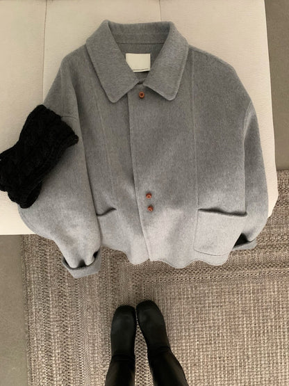 // 軟而不塌100%雙面羊毛特別鈕扣handmade外套