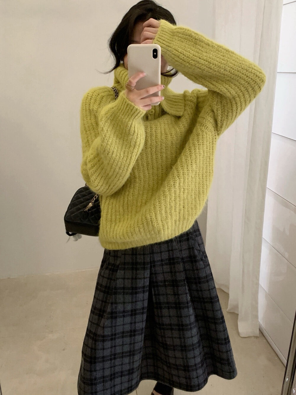 // 8%wool溫柔一字領鈕扣大翻領毛衣