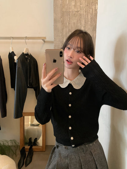 // 33%羊毛重工珍珠領麻花NT