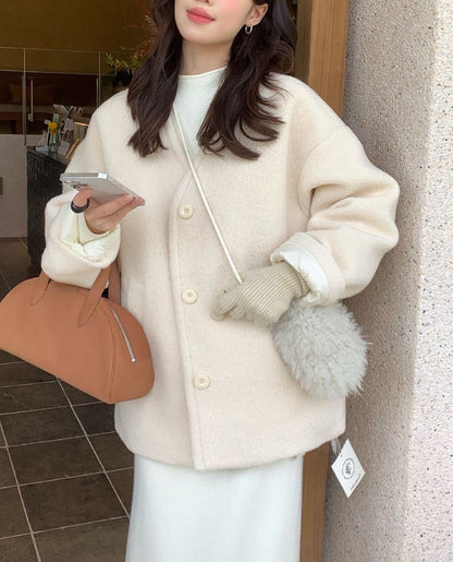 // 寬鬆版型夾棉V領毛呢外套