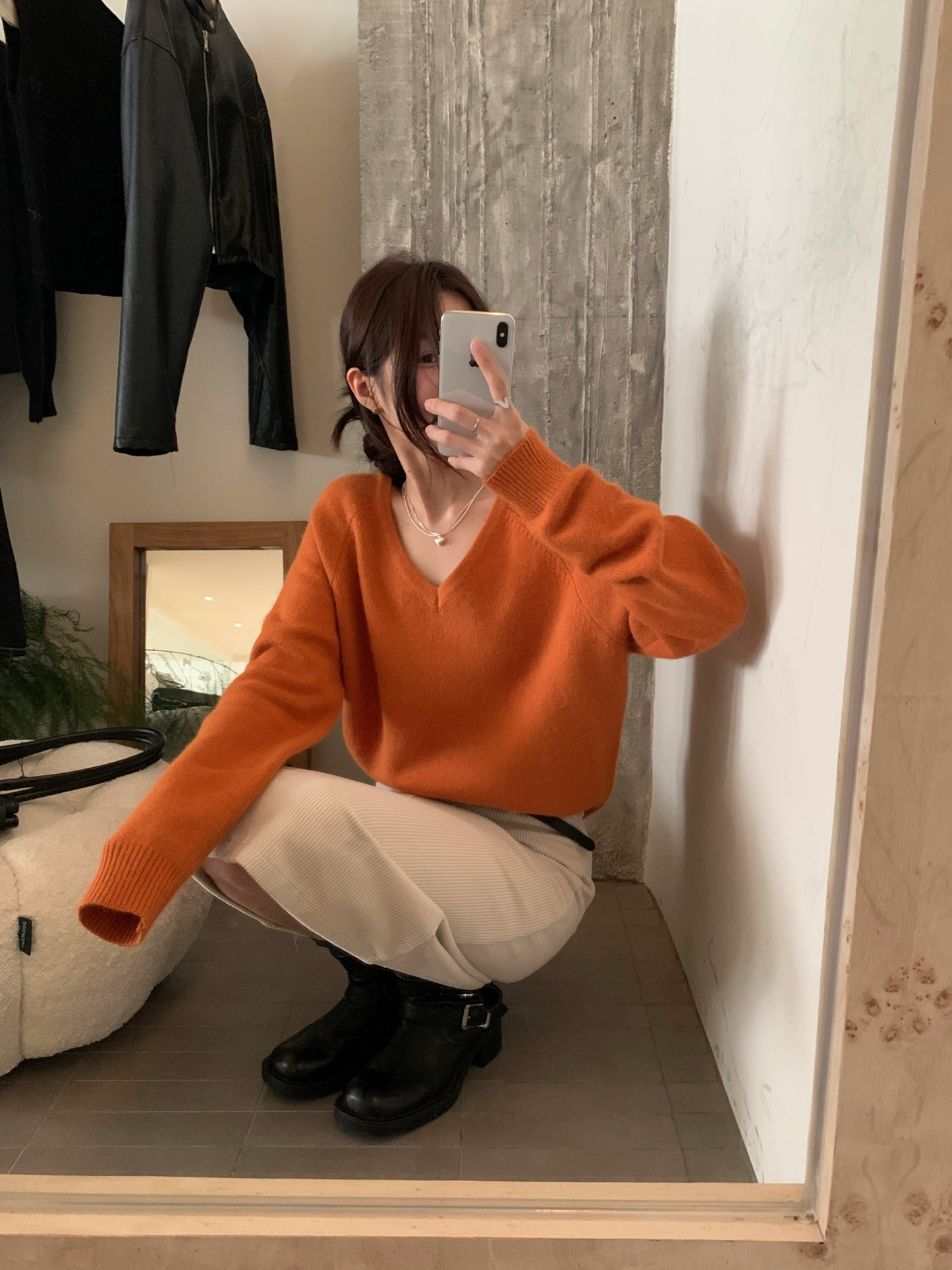 // 高質raccoon V領軟糯NT