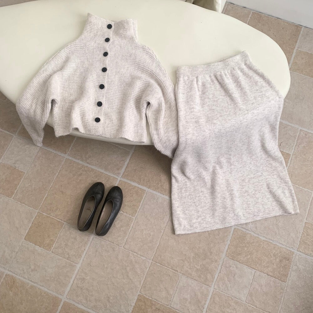 // 慵懶休閒感立領排扣毛衣+半身裙套裝