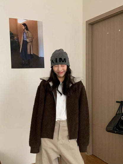 // 撞色翻領圈圈毛感拉鍊CD