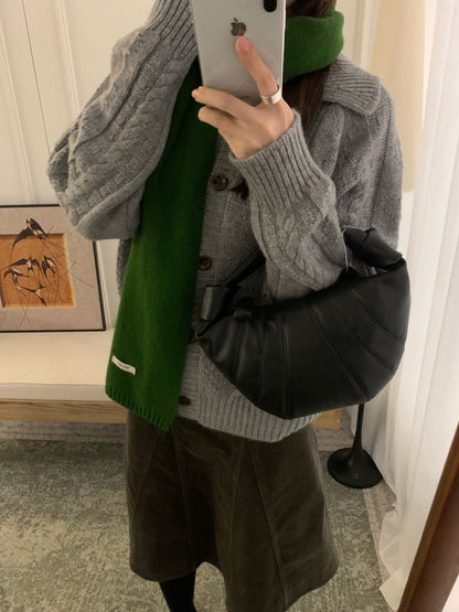 // 100%羊毛超美織紋翻領CD