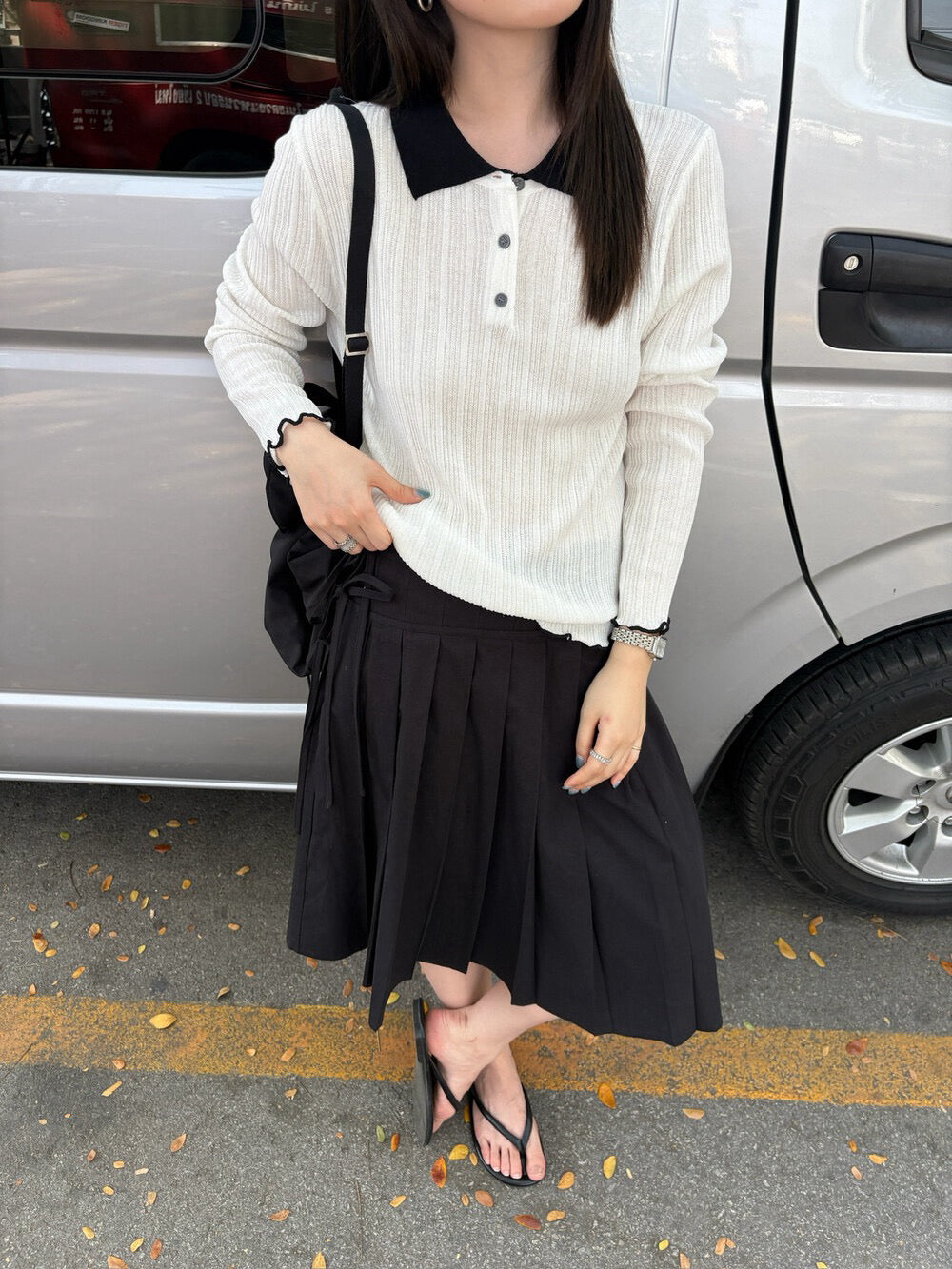 // 拼色領卷卷邊直紋鈕扣lyocell針織上衣