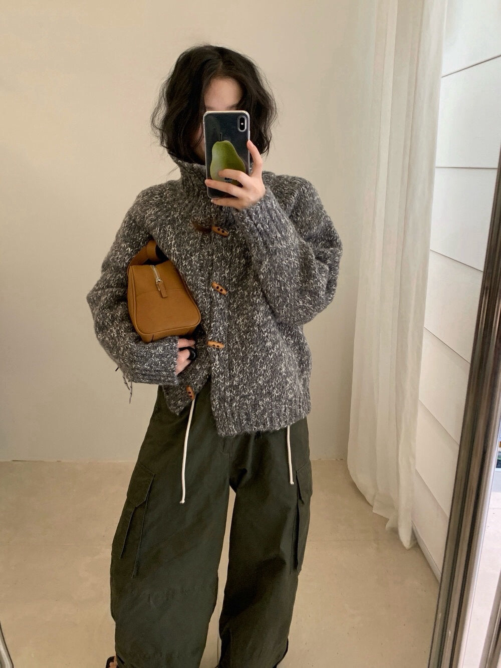 // 重工雜色線可立領牛角鈕CD