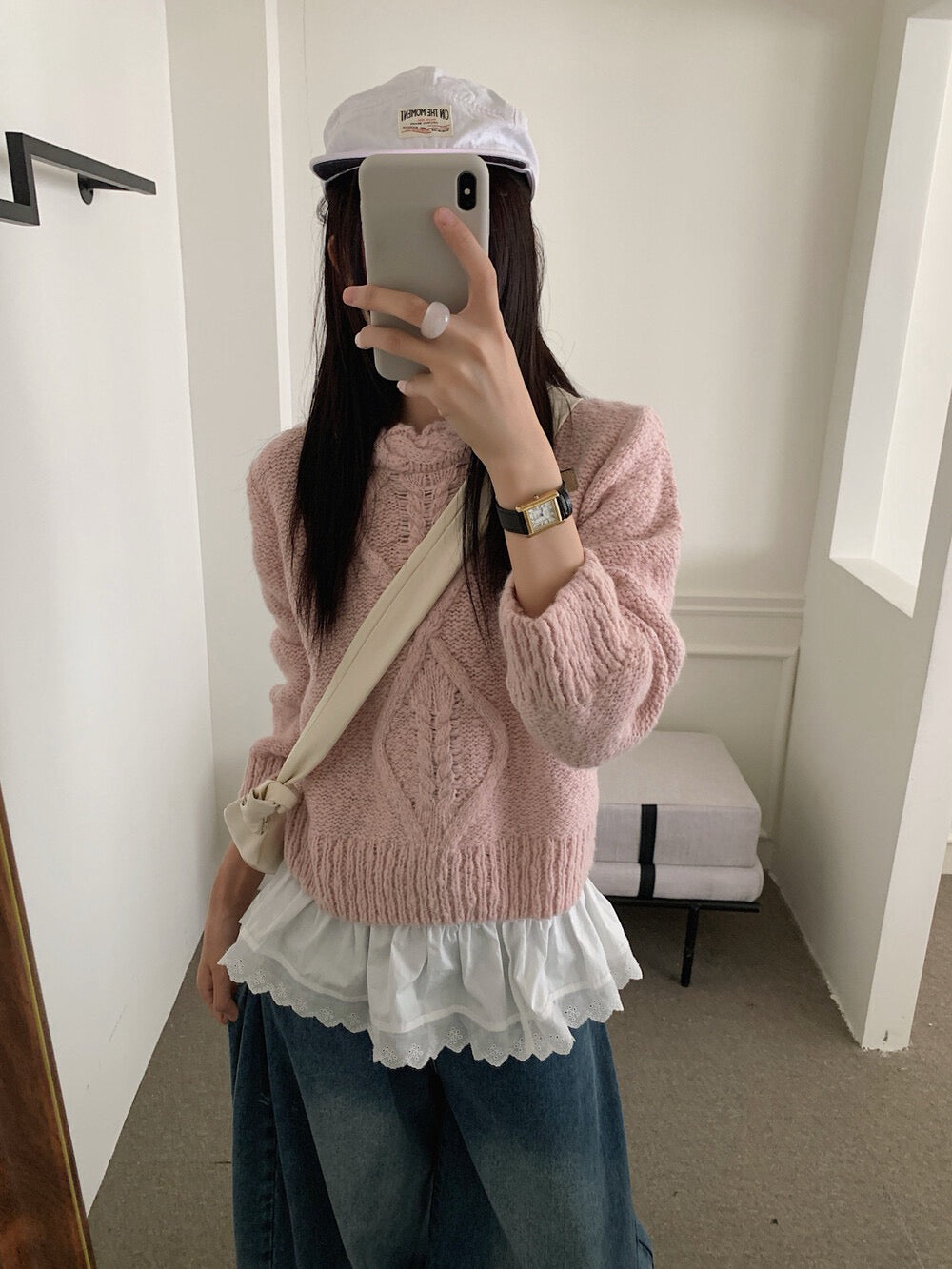 // 麻花邊領口菱格patterns毛衣