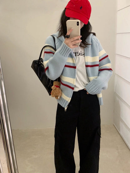 // 復古撞色間條連帽針織CD