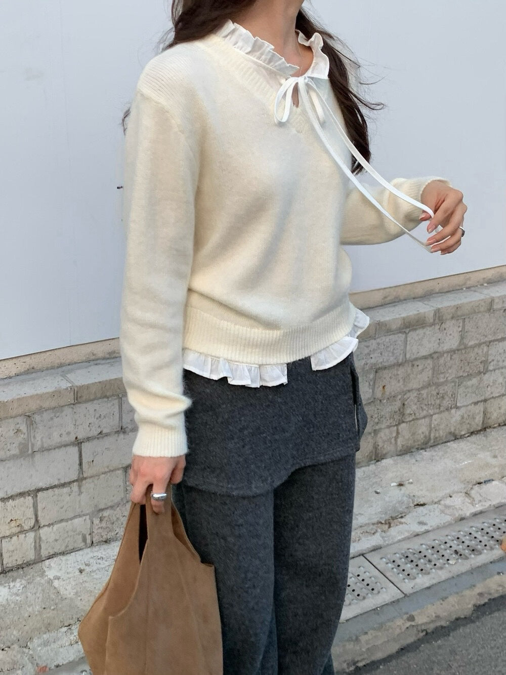// 拼接花邊綁帶領假兩件毛衣
