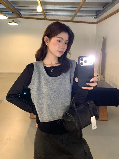 T08 / 顏色超美撞色疊穿針織背心+打底上衣兩件套