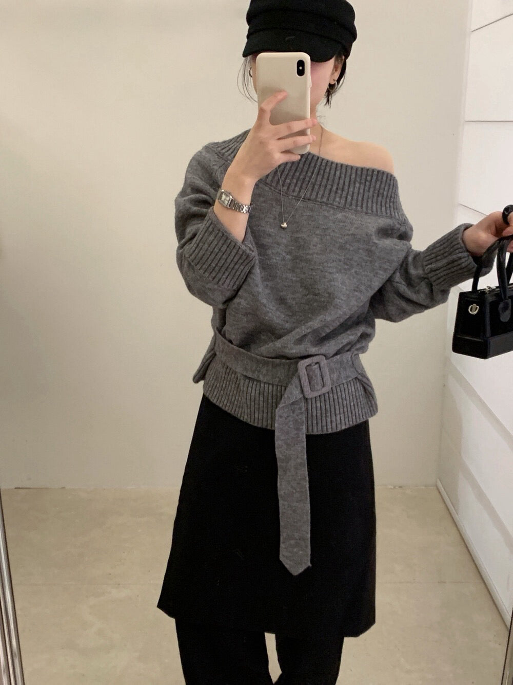 // 一字肩斜肩連腰帶NT