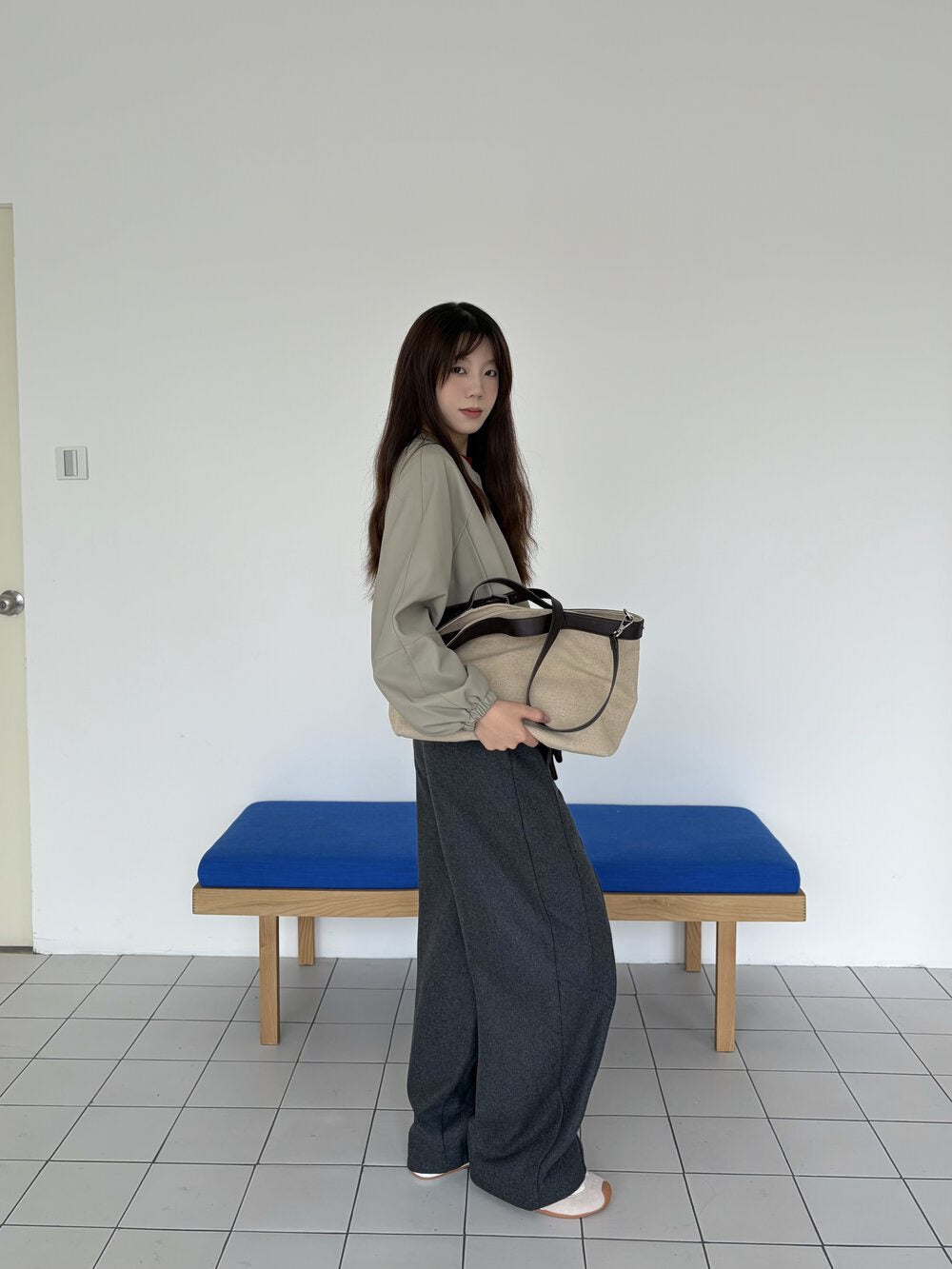 // 50%wool微寬鬆加絨彎刀褲