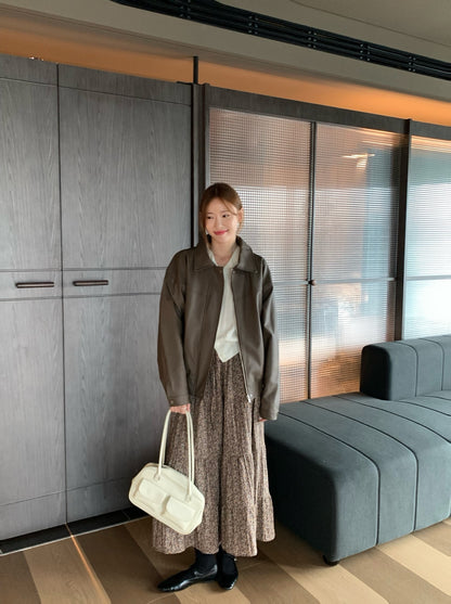 // 經典啞光翻領彷皮外套￼