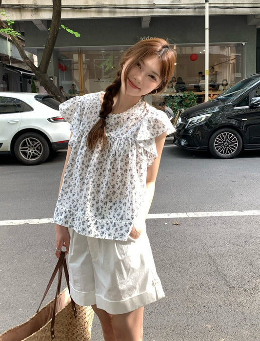 // lace邊飛飛袖小碎花BL