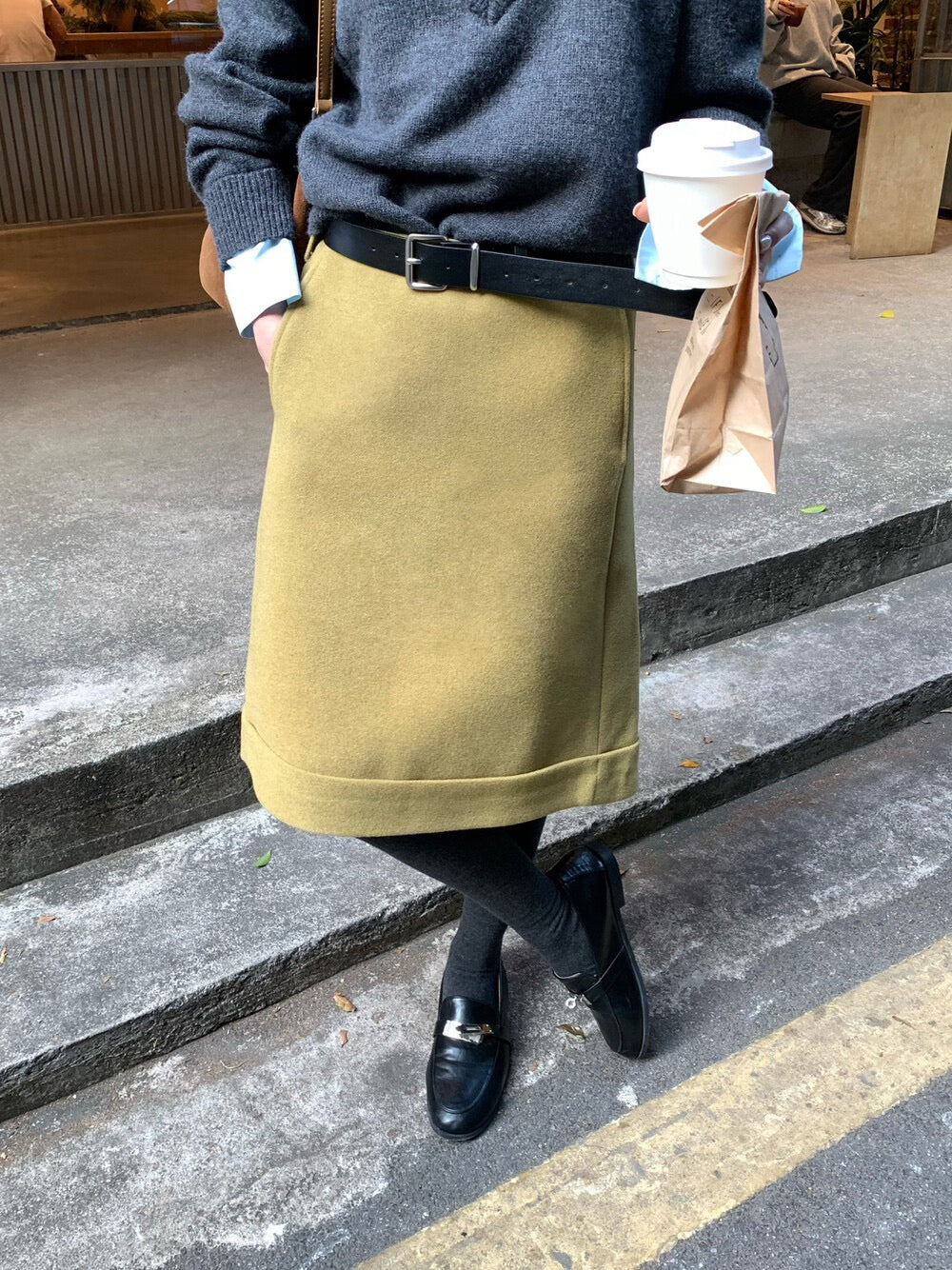 // 氣質微A五分毛呢裙(連腰帶)