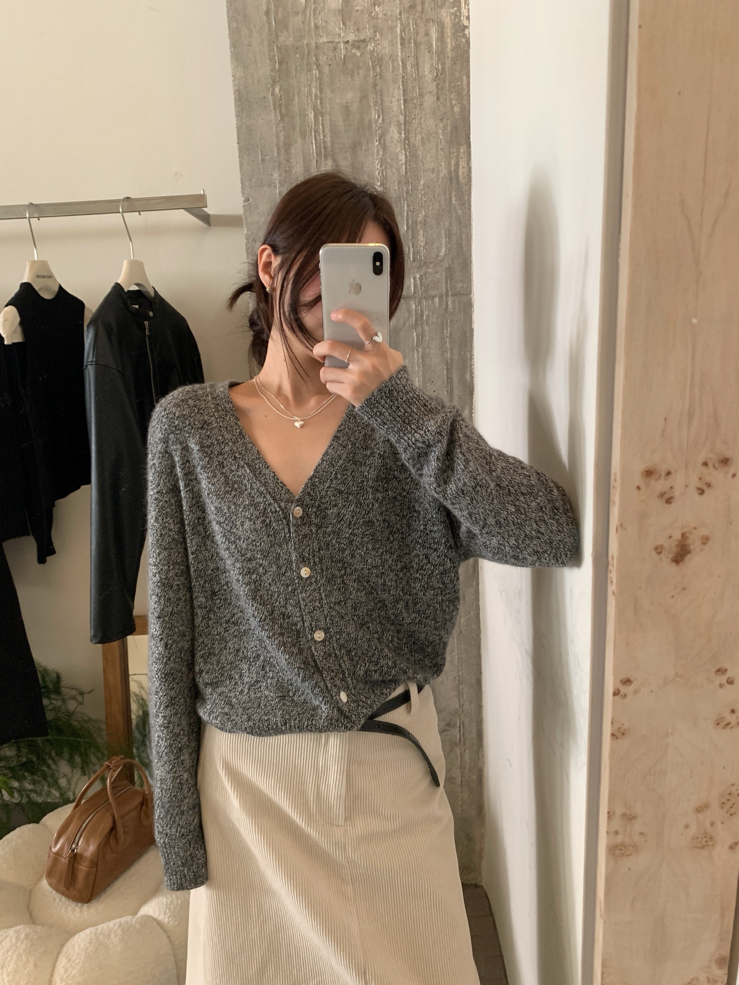 // 超soft兔絨V領CD