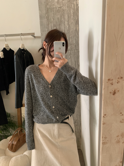 // 超soft兔絨V領CD