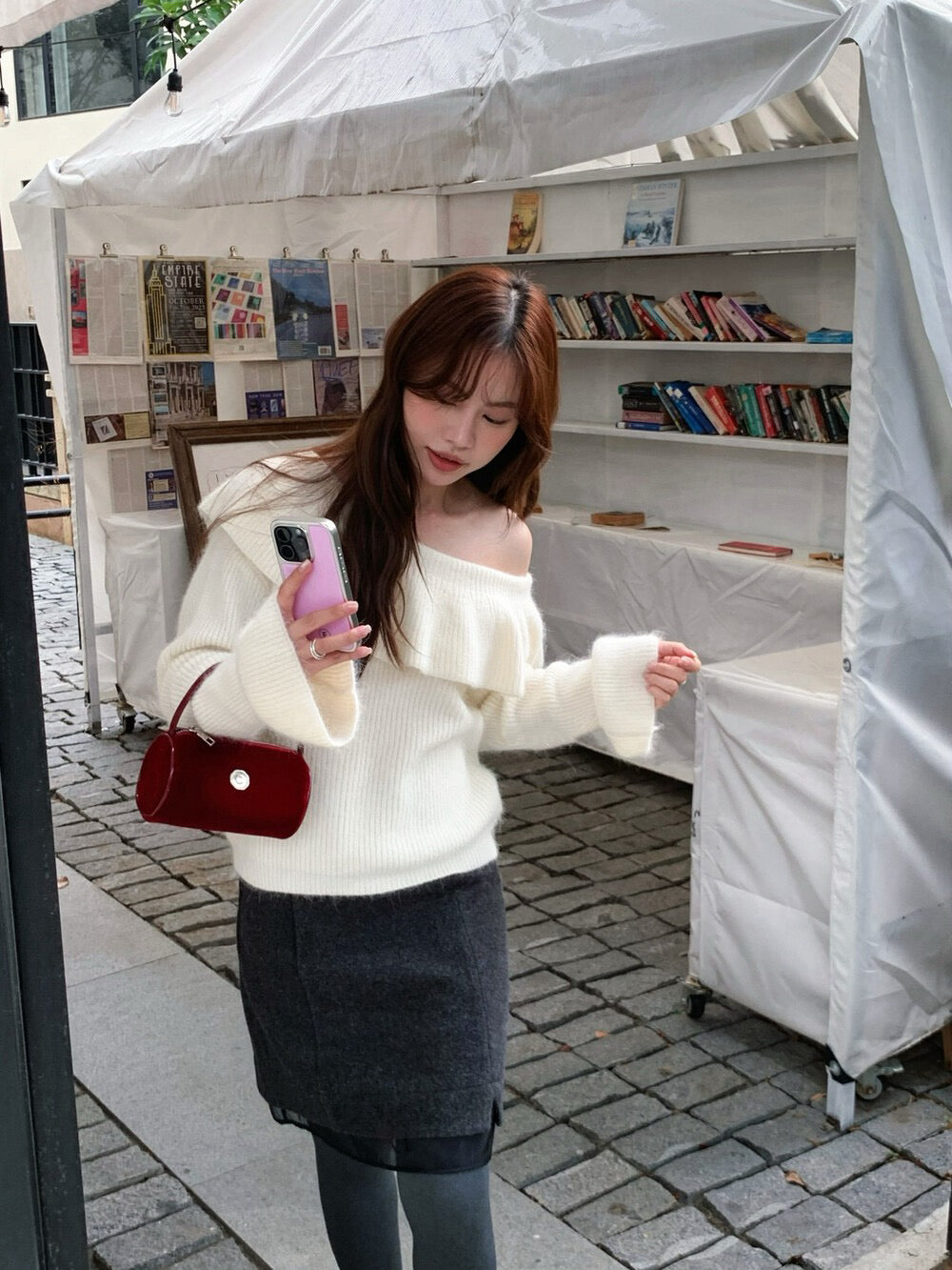 // 小開叉拼lace腳毛呢短裙