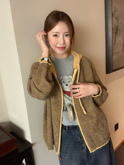 // 拼色連帽細間條拉鍊CD