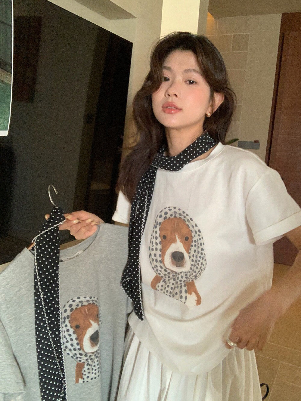 // 可愛頭巾小狗TEE(連領巾)
